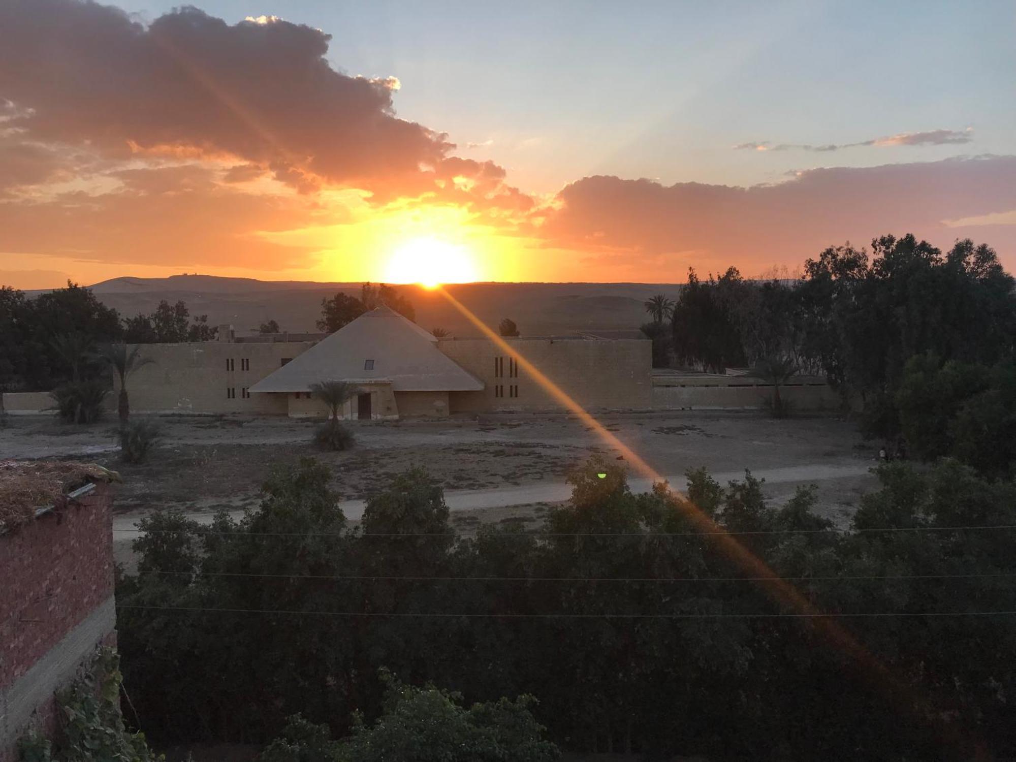 Sakkara Inn Hotel El Hawamdeya Buitenkant foto