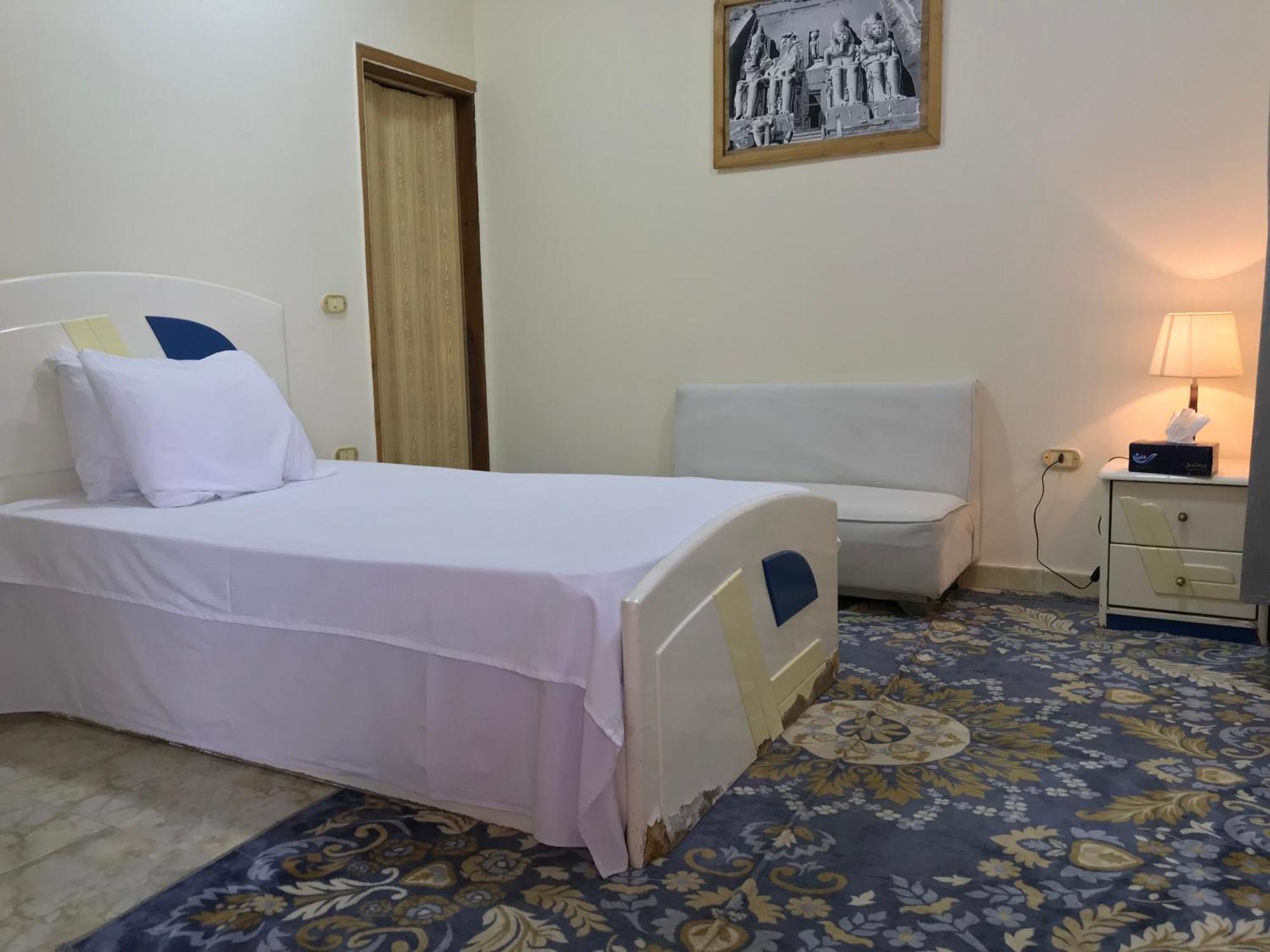 Sakkara Inn Hotel El Hawamdeya Buitenkant foto